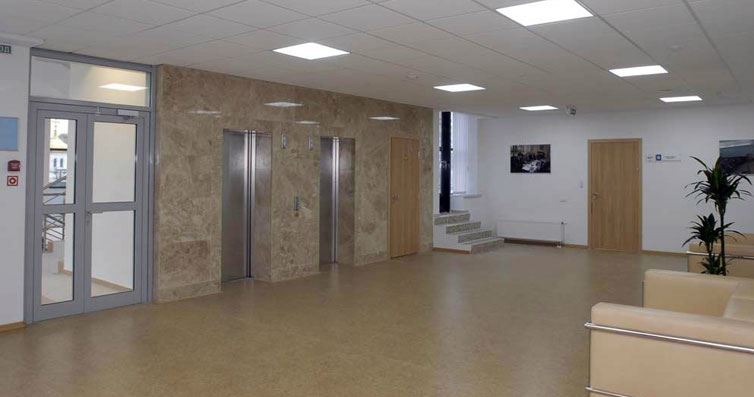 בניין משרדים, סמרה